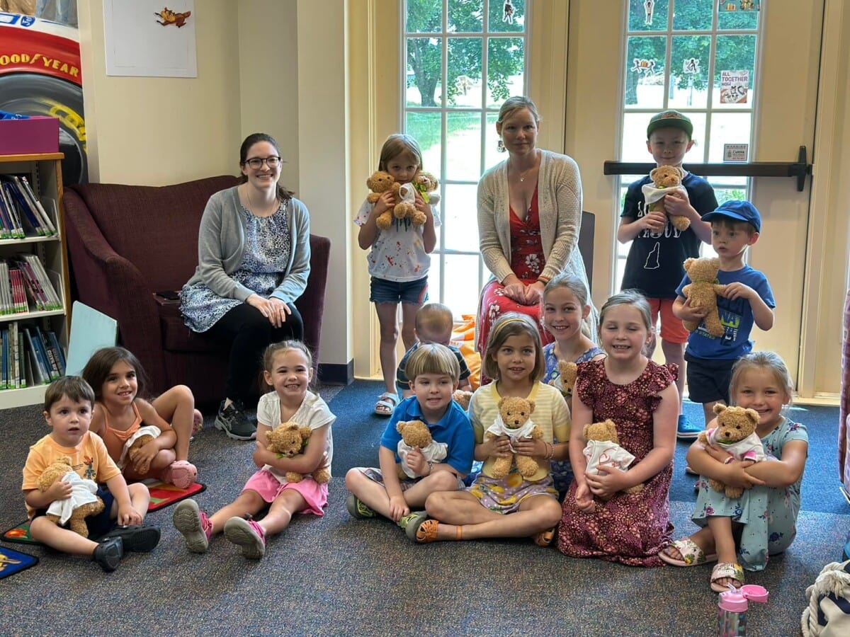 kids in the library